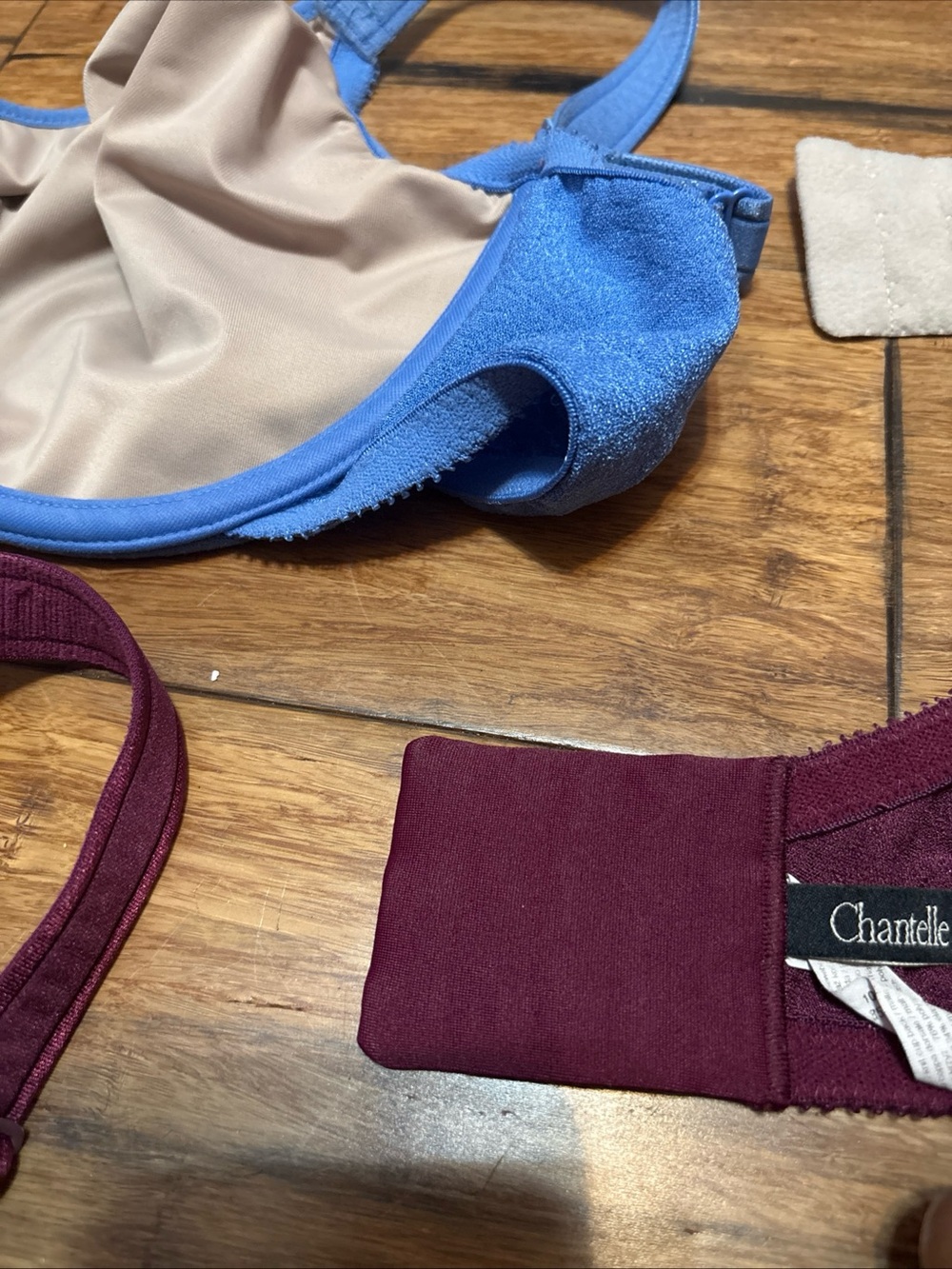 38D Bra Lot Of 4 Wacoal Chantelle Maroon Blue Beige - Picture 10 of 10